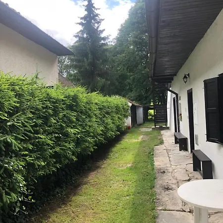 Slavkovice-lipno Apartment
